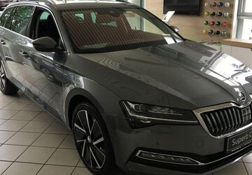 Skoda Superb 12.500 km 41.590 &euro; Bad König / Zell 64732