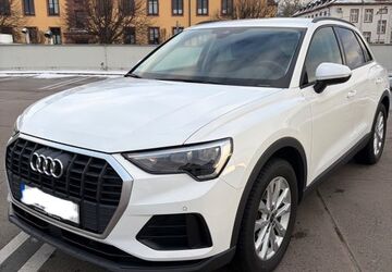 Audi Q3 49.000 km 25.000 &euro; Aschaffenburg 63743