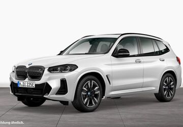 BMW iX3 17.300 km 54.910 &euro; Aschaffenburg 63741