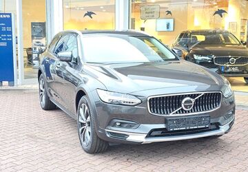Volvo V90 Cross Country 32.000 km 46.900 &euro; Dietzenbach 63128