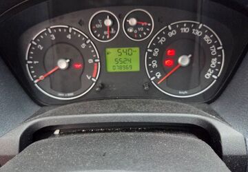 Ford Fiesta 79.000 km 2.400 &euro; Mühlheim 63165