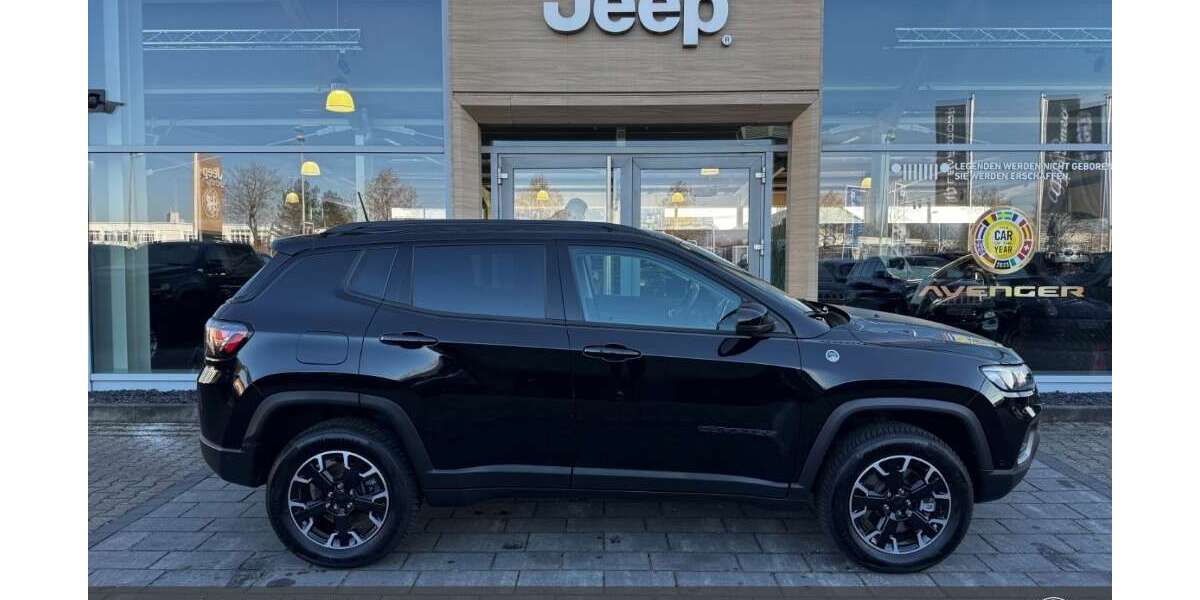 Jeep Compass 14.350 km 27.890 &euro; Aschaffenburg 63741