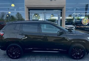 Jeep Compass 47.283 km 26.999 &euro; Aschaffenburg 63741