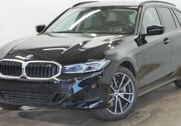 BMW 330 2.417 km 45.890 &euro; Rödermark 63322