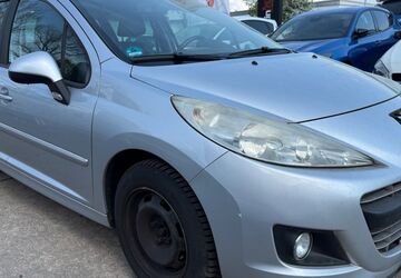 Peugeot 207 227.000 km 1.490 &euro; Mainaschaff 63814